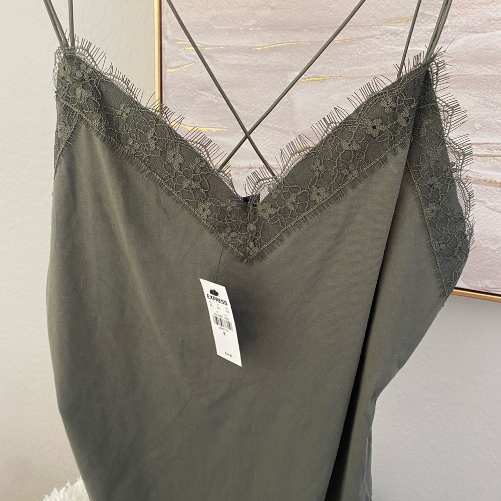 Spaghetti green tank